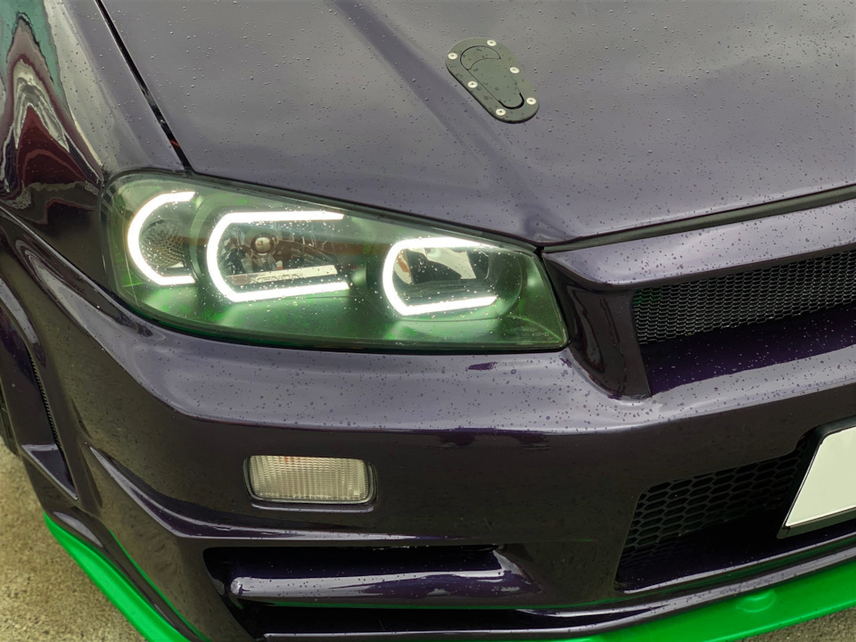 Ангельские глазки TAU tech в фары Nissan Skyline R34 — TAU tech на DRIVE2