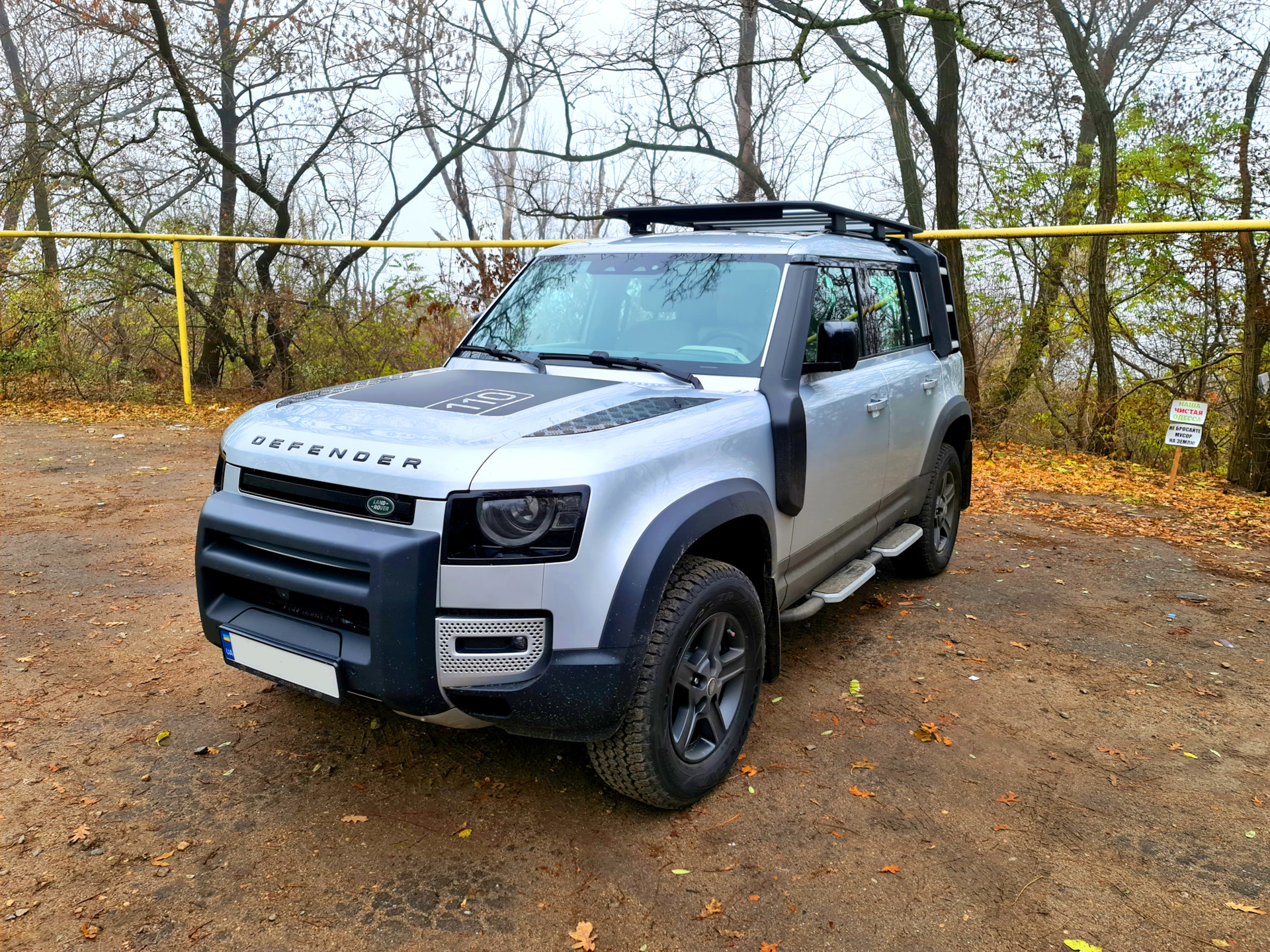 Land rover defender l663. Рендж Ровер Дефендер 2021. Defender l663. Ленд Ровер Дефендер l663. Лебедка на Дефендер 2020.