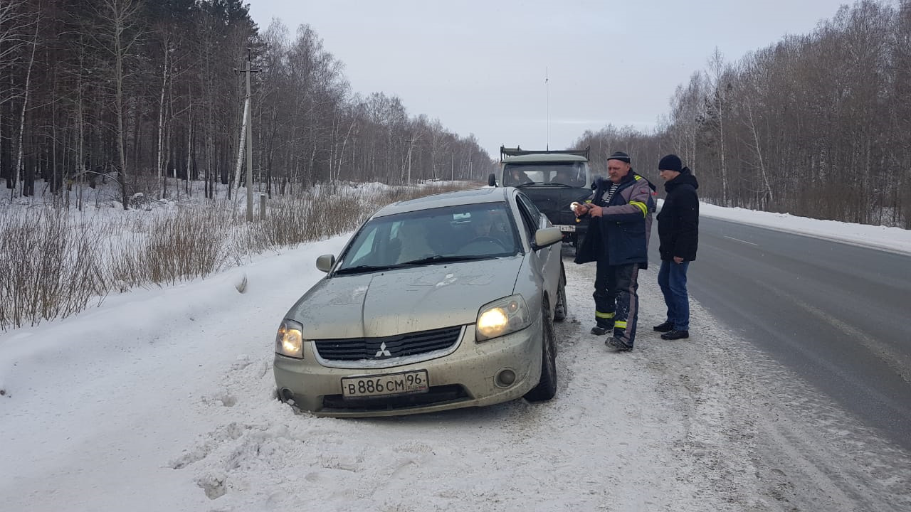 Сломалась помпа и вытек антифриз — Mitsubishi Galant (9G), 2,4 л, 2006 года  | поломка | DRIVE2