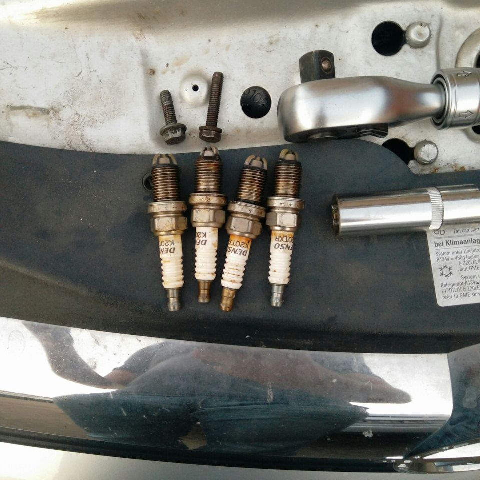 Свечи зажигания — Opel Astra H, 1,8 л, 2006 года | расходники | DRIVE2