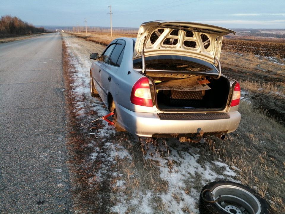 Лопнула задняя пружина — Hyundai Accent (2G), 1,5 л, 2007 года ...