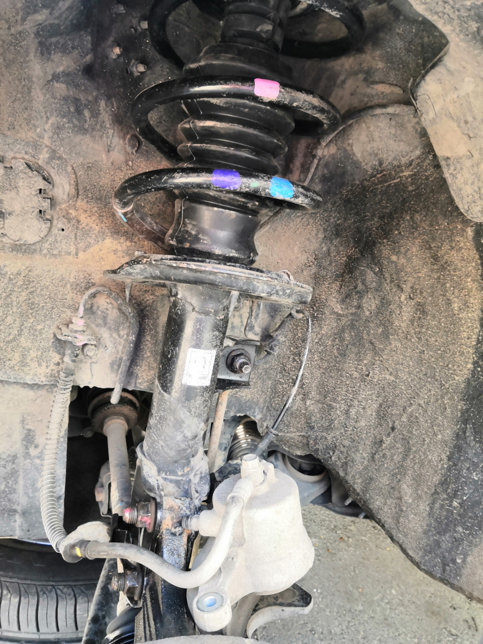 gAAAgD4l A 960 Как вставить отбойник в пыльник