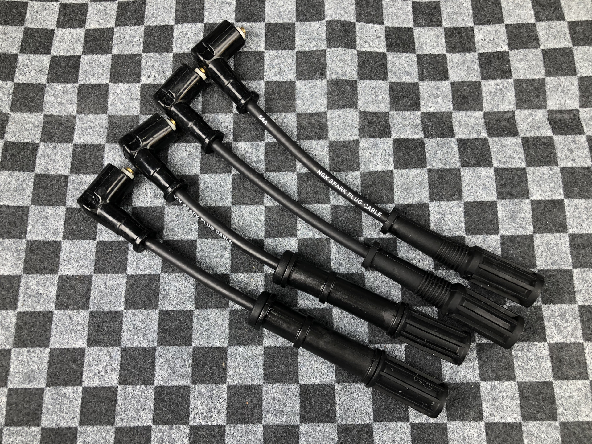 Замена высоковольтных проводов — FIAT Albea, 1,4 л., 2012 года | своими ...