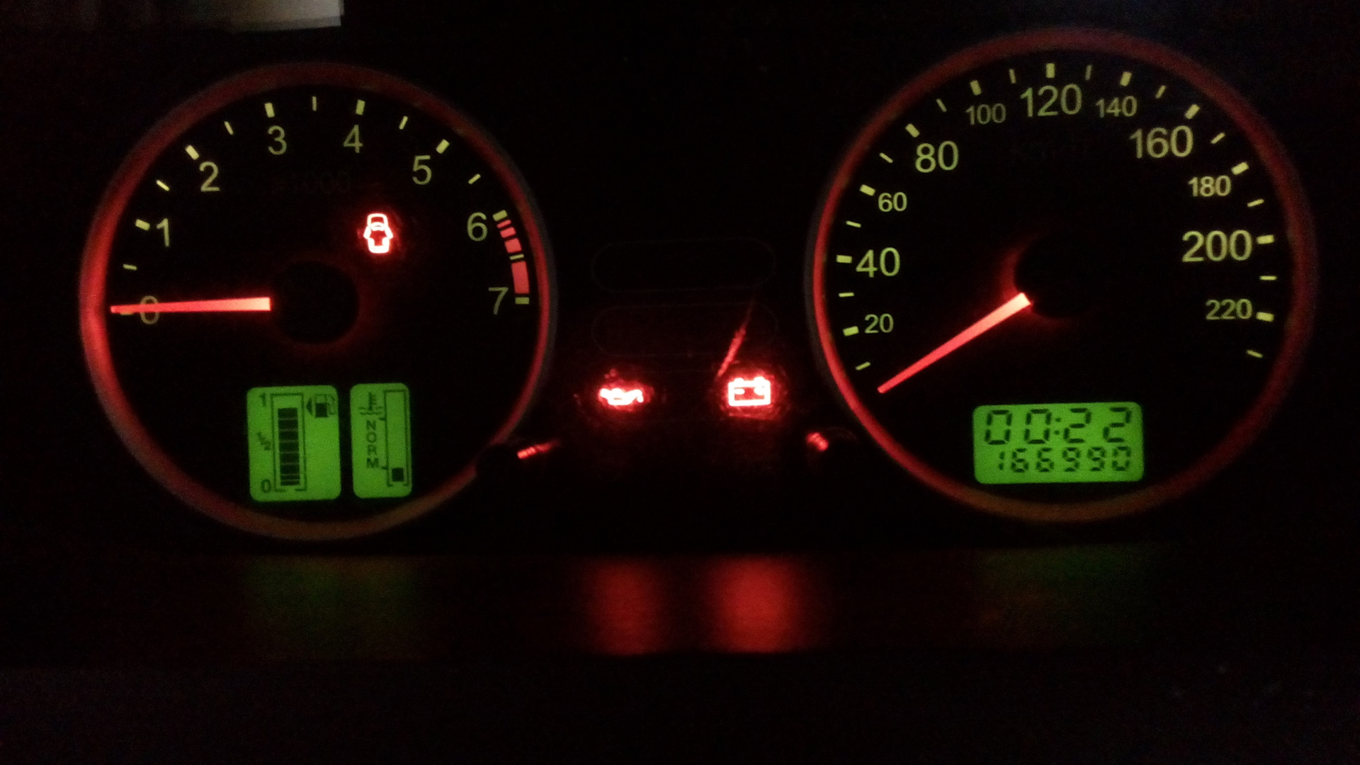 Лампочки панели приборов ваз 2109. Почему не горит табло. Почему не горит табло. Daewoo nexia индикаторы 2004. Ваз 2108 инжектор низкая панель.