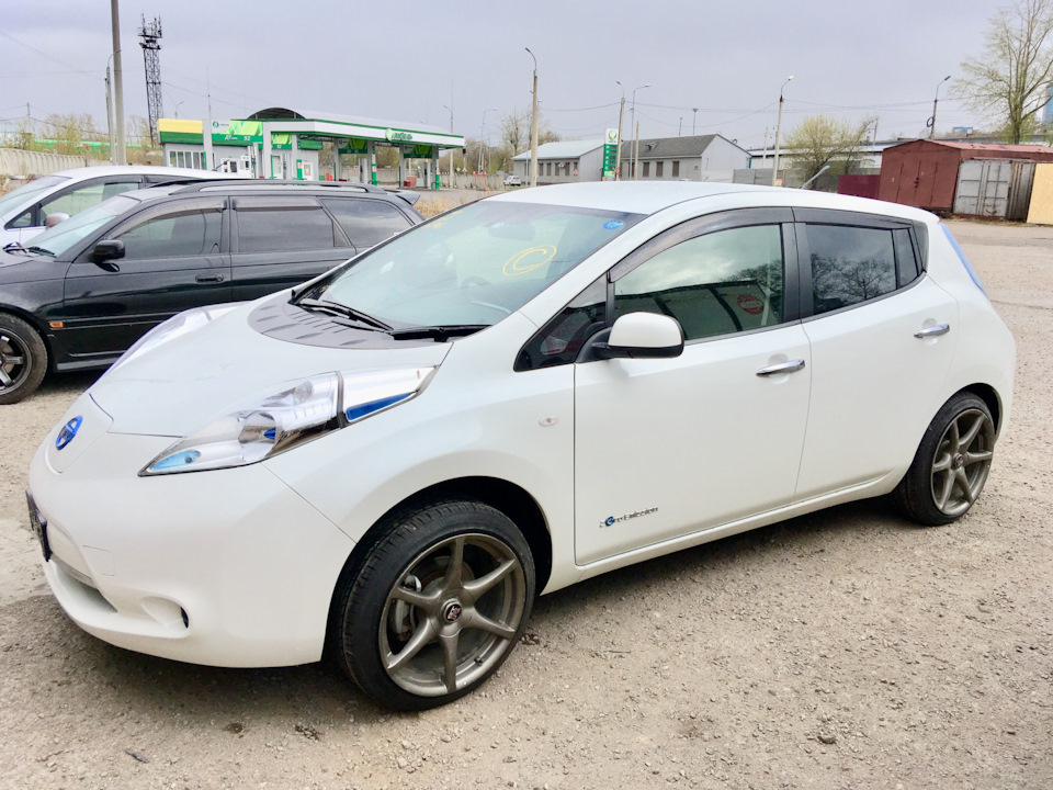 Перепрошивка ниссан лиф nissan leaf на русский язык