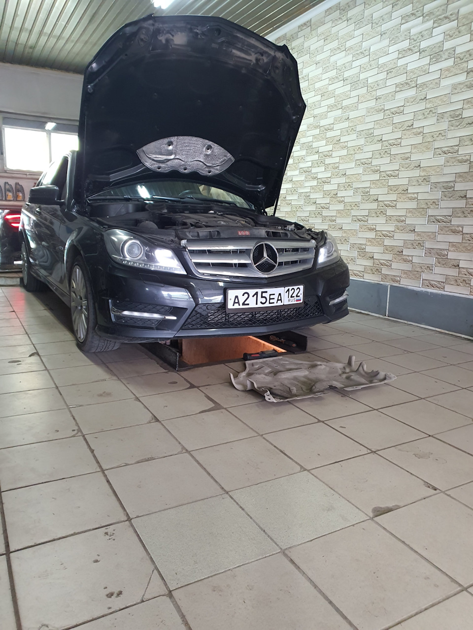 Стуки при повороте руля(вылеченно) — Mercedes-Benz C-class (W204), 1,8 ...