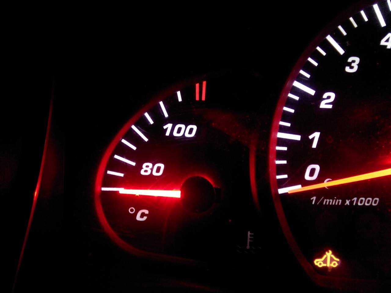 Приборная панель омега б. Omega b приборная панель. Opel Omega a прибока. Какая приборка лучше Омега б 1998.