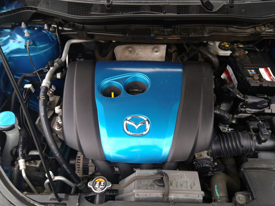 Замена свечей Mazda CX5 — Mazda CX-5 (1G), 2 л, 2013 года | своими ...