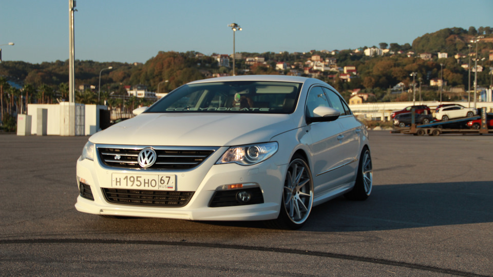 Volkswagen Passat CC 3.6 пополам