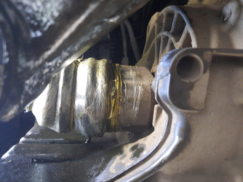 Пыльник не болей. Замена на JIKIU CD23002 — Mitsubishi Galant (9G), 2,4 ...