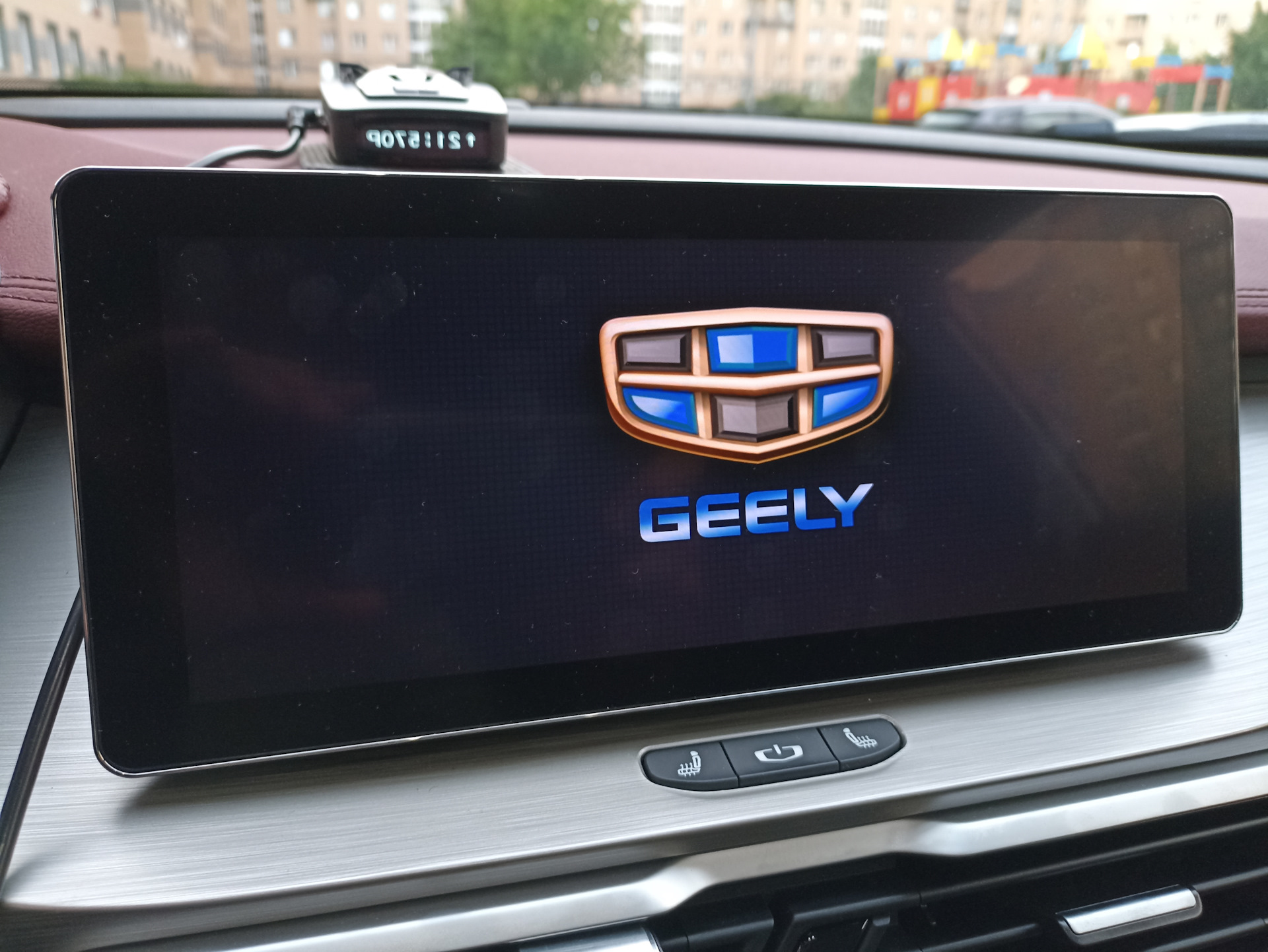 geely coolray прошивка головного устройства