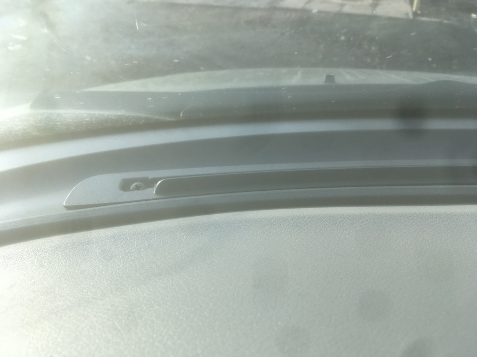 Обдув лобового и боковых стёкол — Lada Калина седан, 1,6 л, 2008 года ...