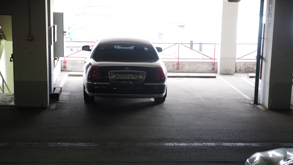 Lincoln town car 1992. Смотреть фото Lincoln town car 1992. Смотреть картинку Lincoln town car 1992. Картинка про Lincoln town car 1992. Фото Lincoln town car 1992