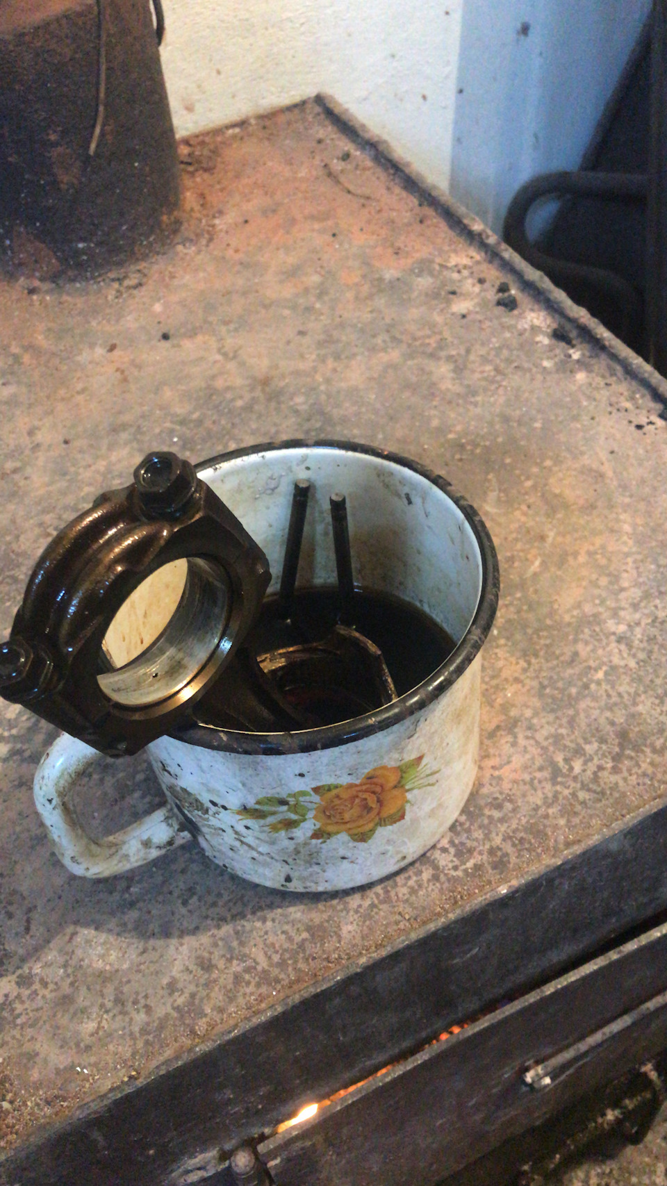 iAAAgFsueA 960 квадратный номер chaser 100