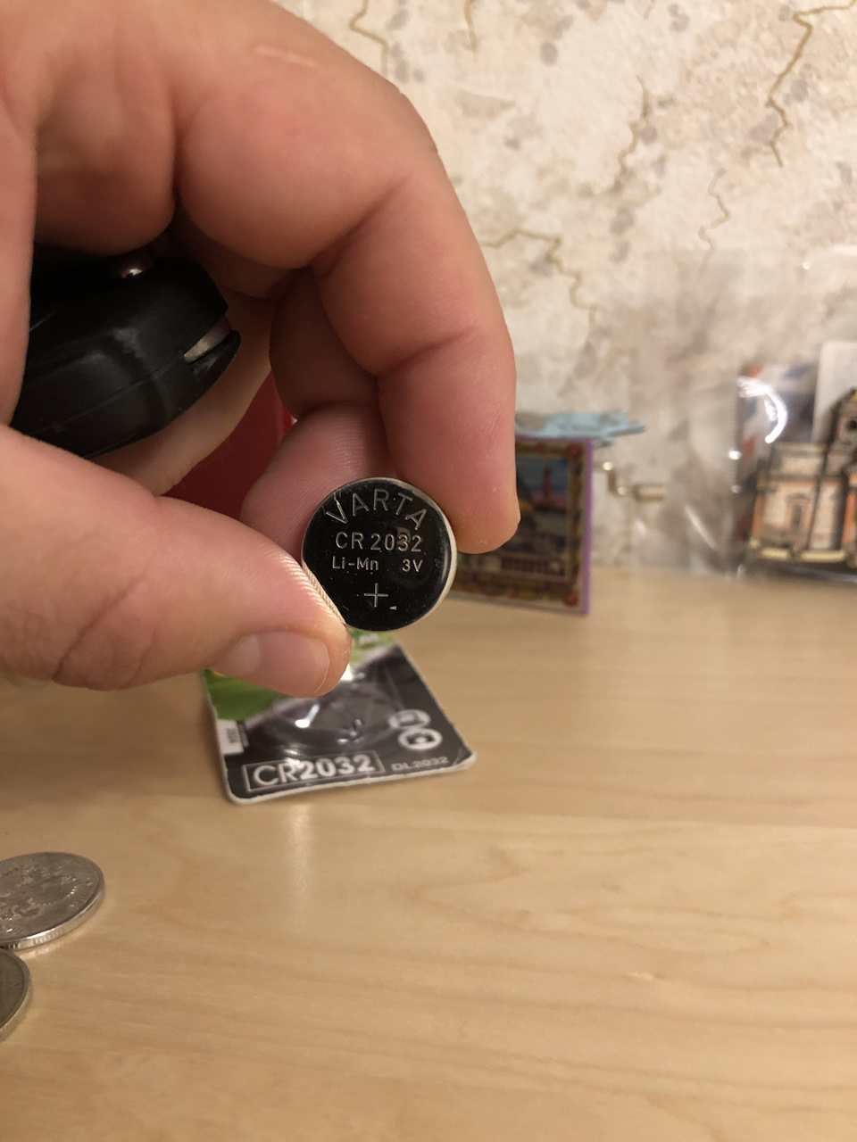 Замена батареи, кардинально изменила жизнь пульта. — Volvo S60 (1G), 2 ...