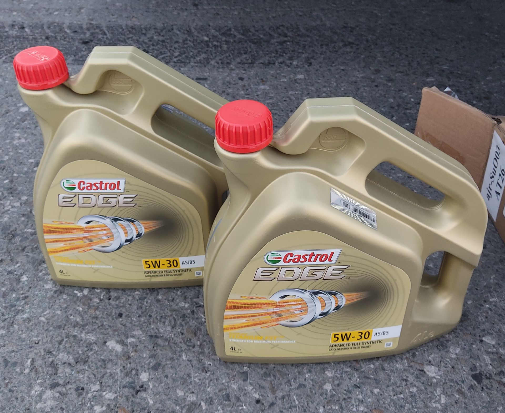 Castrol edge 5w30. Edge 5w-30 Renault. Castrol 5w30 PNG. Edge 5w-30 Renault Sandero.