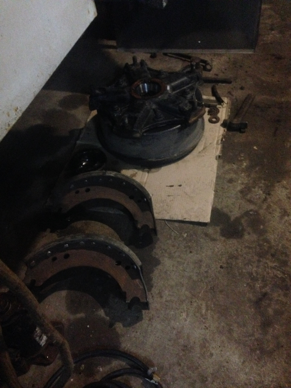 раскидал старые — КАМАЗ Золотарь