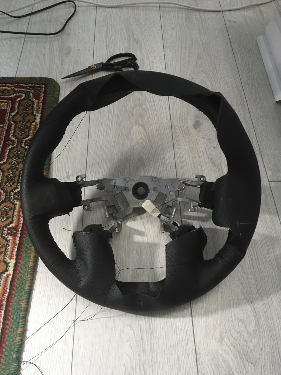 Замена обшивки руля — Nissan Patrol (Y62), 5,6 л, 2011 года | стайлинг ...