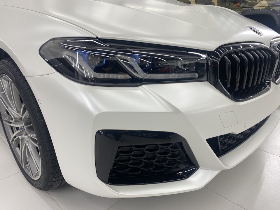 Тонированные фары BMW g30