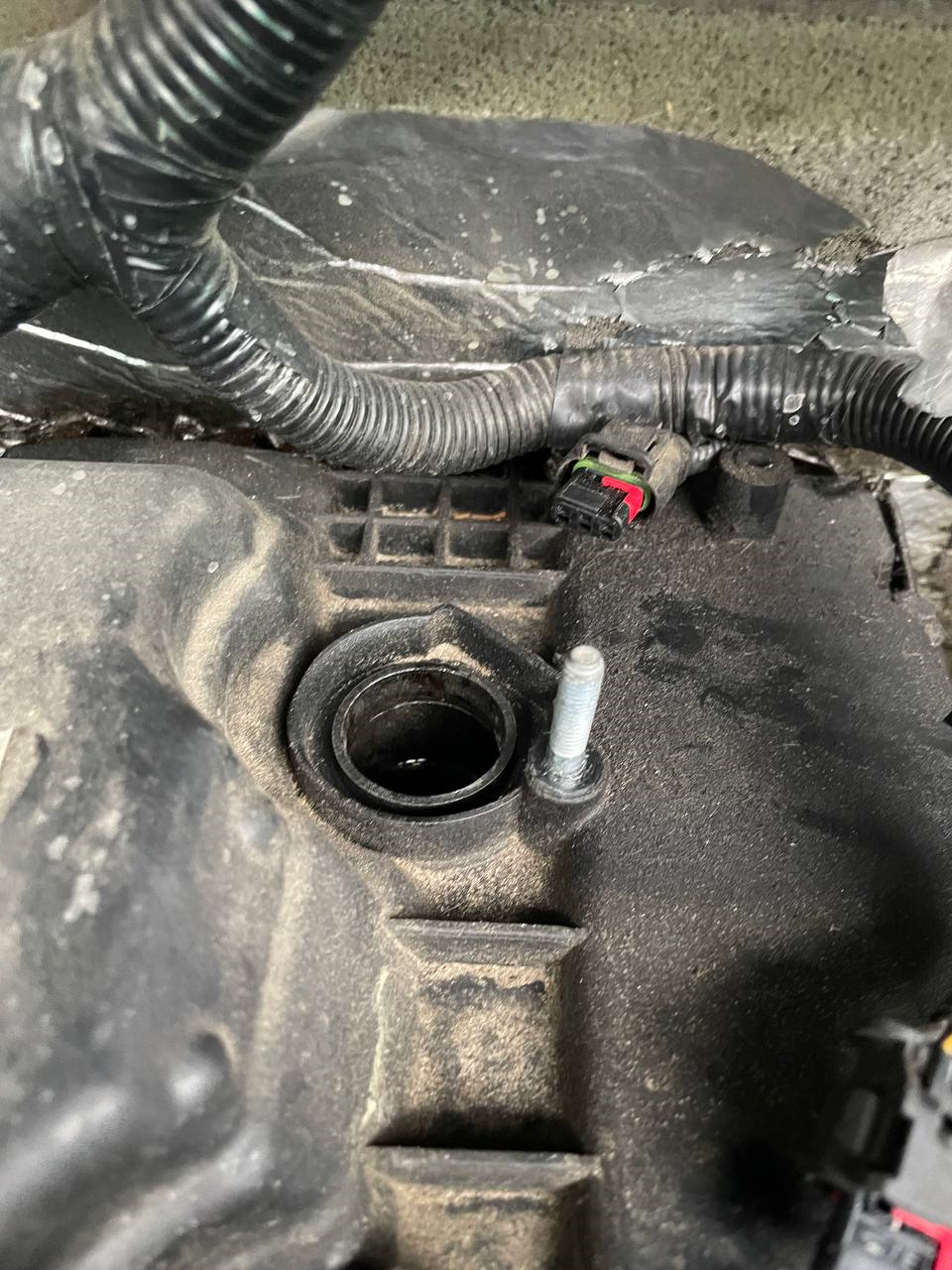 Масло на свечах — УАЗ Patriot, 2,7 л, 2021 года | электроника | DRIVE2