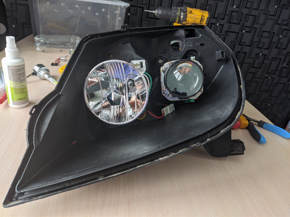 Сборка 2ой фары — Geely MK