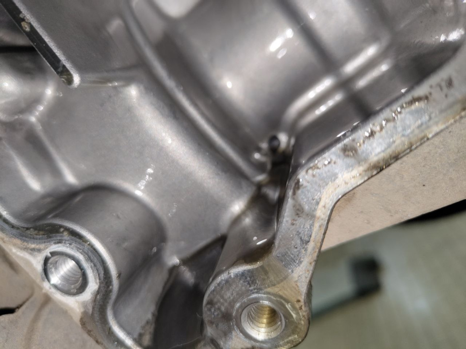 под крышкой — Volvo XC90 (2G)