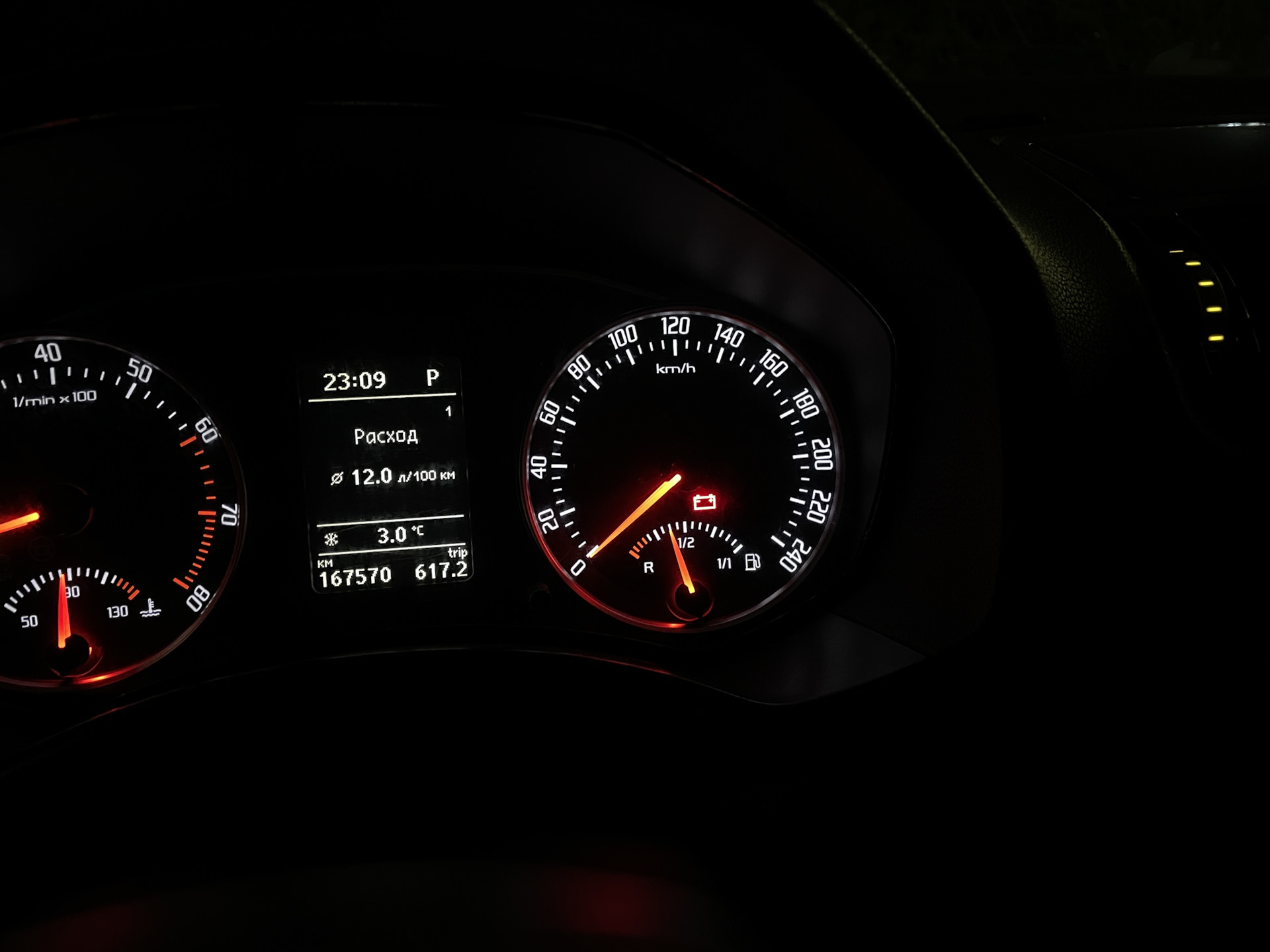 Загорелась лампа аккумулятора 😕 — Skoda Octavia A5 Mk2, 1,8 л, 2011 ...