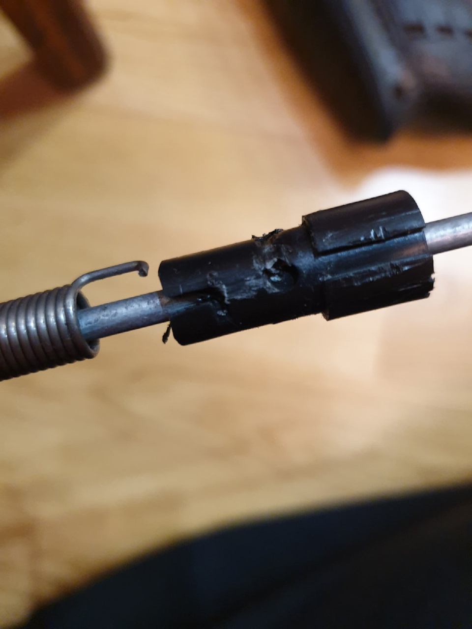 Когда достал не увидел даже повреждений, но тем не менее оно не работает. — Mazda 6 (1G) GG