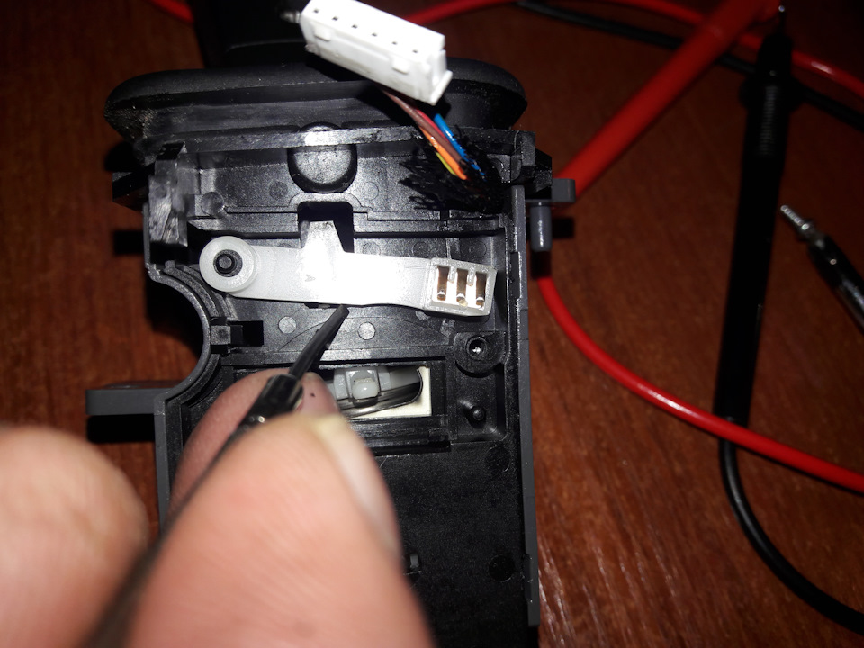 Ремонт левого подрулевого переключателя или мигание дальним светом ...