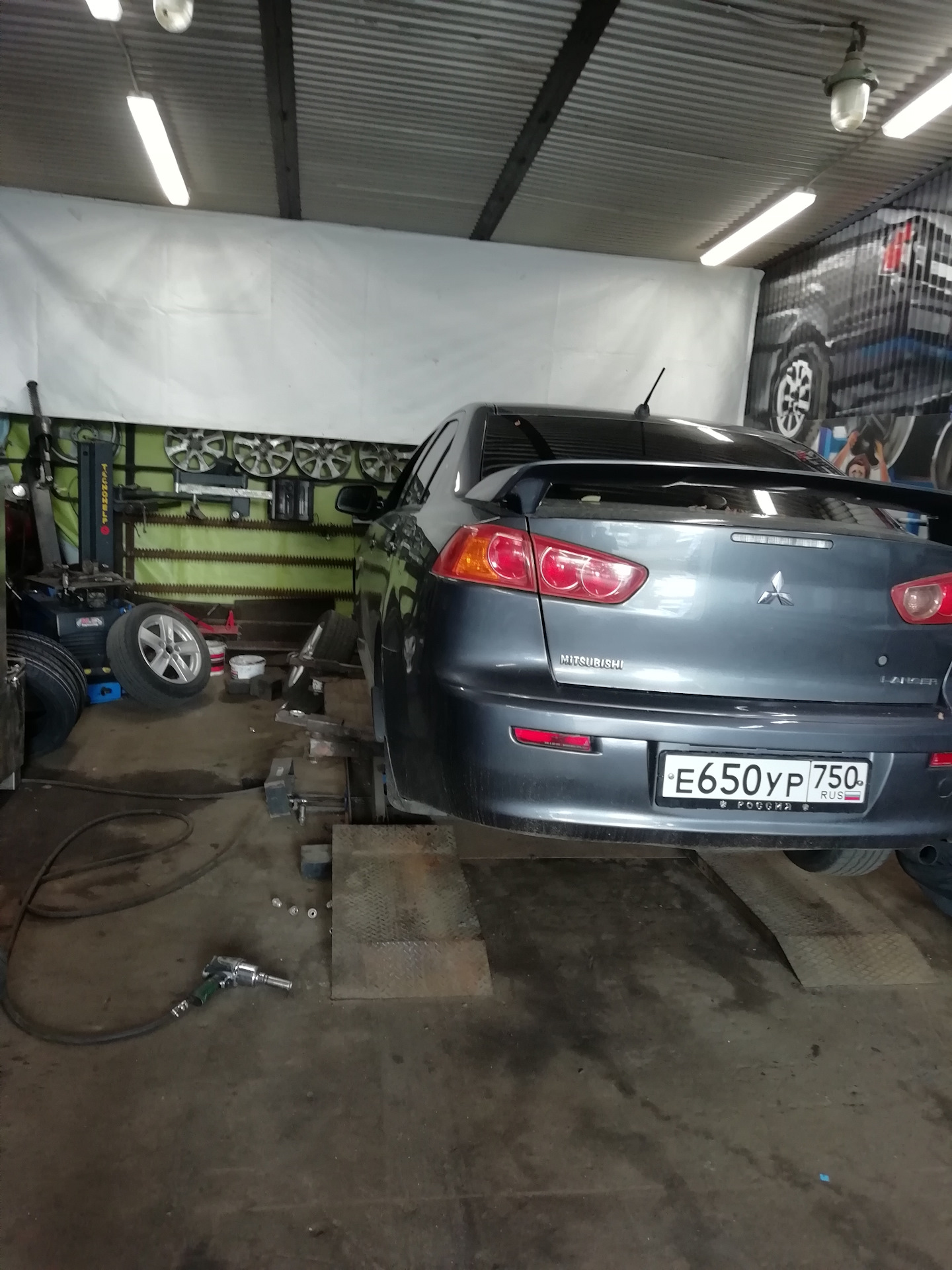 Обувь для друга))) — Mitsubishi Lancer X, 1,8 л, 2008 года | шины | DRIVE2
