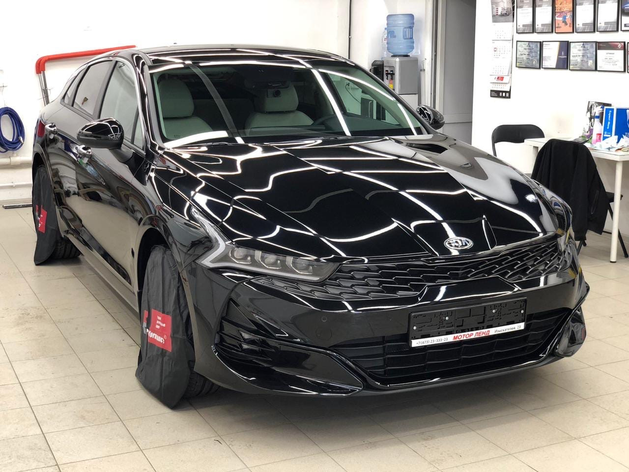 2021 black. Kia k5 Black. Kia k5 антихром. Киа к5 черная. Kia k5 черная.