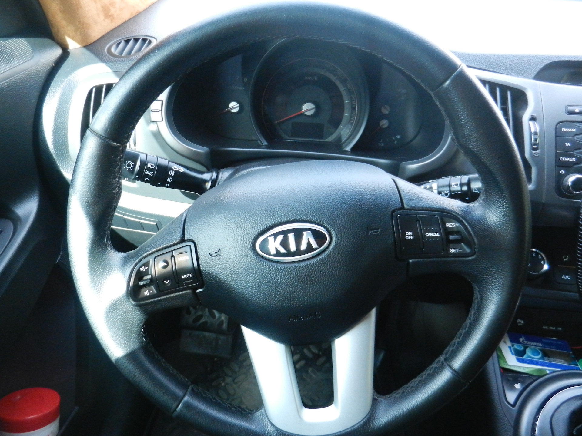 Заметил, что нулевое положение руля. - KIA Sportage (3G), 2 л, 2010 года наблюде