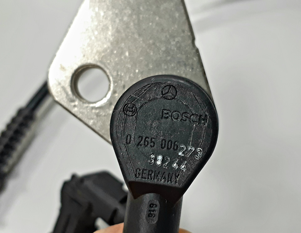 A1405403517 Датчик скорости вращения колеса Mercedes | Запчасти на DRIVE2