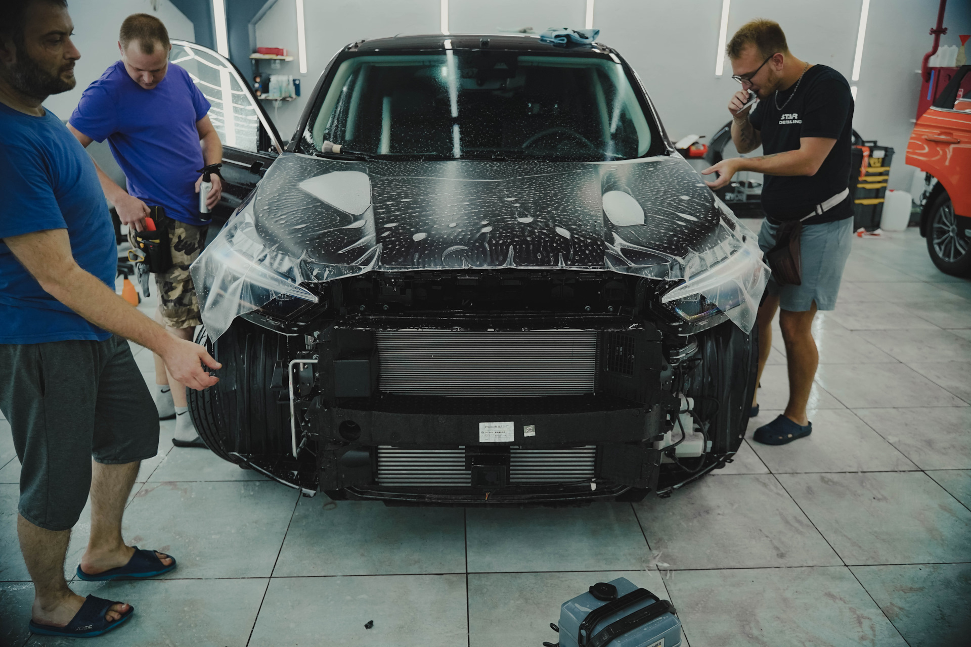 Оклейка пленкой Chery Exeed VX – бронирование Чери Эксид ВХ в пленку ...