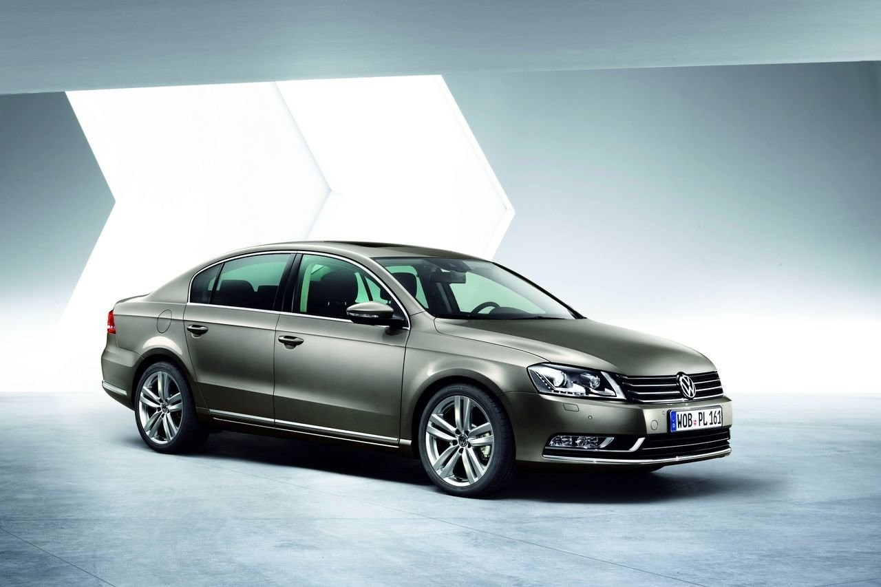 Volkswagen Passat b7 седан