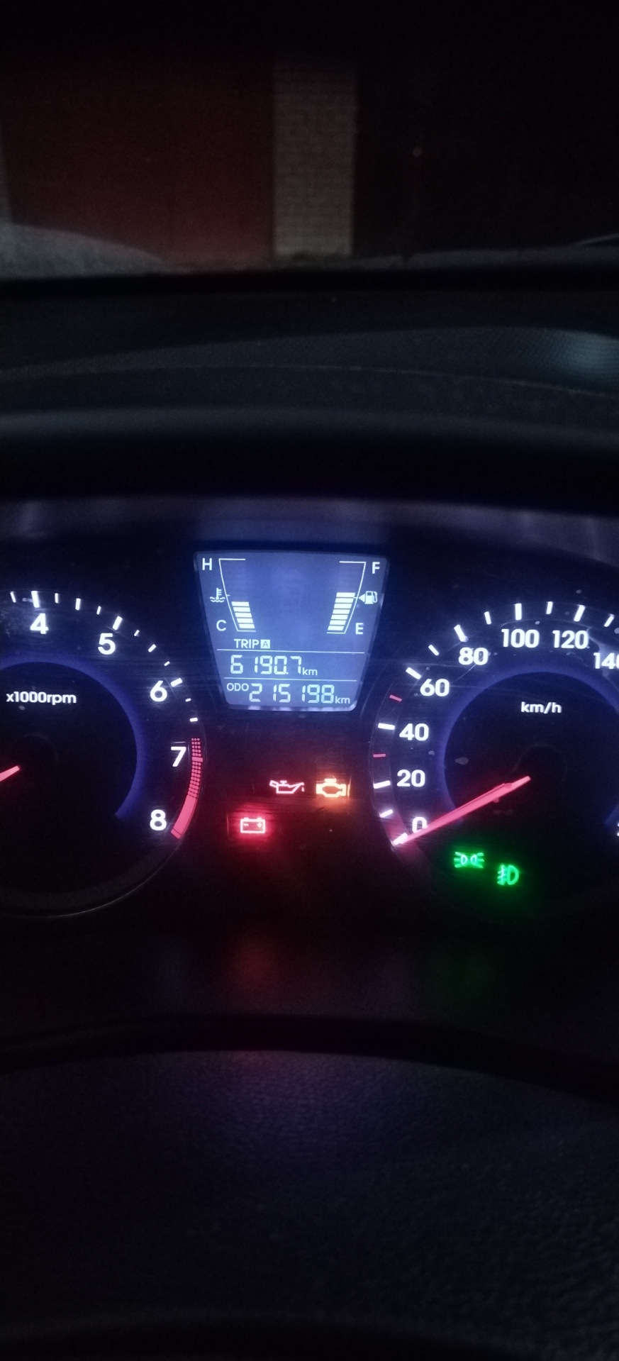 Пробег с момента установки — Hyundai Solaris (1G). Запчасти на фото: 215198