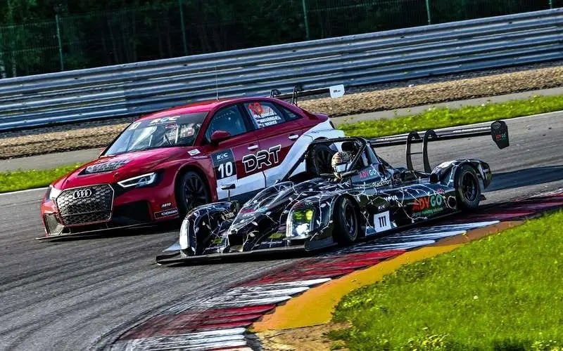 Rec гран при спортс. Russian endurance challenge 2022. Rec 2022 moscow raceway. Гонки на выносливость машины. Rec гран при спортс.