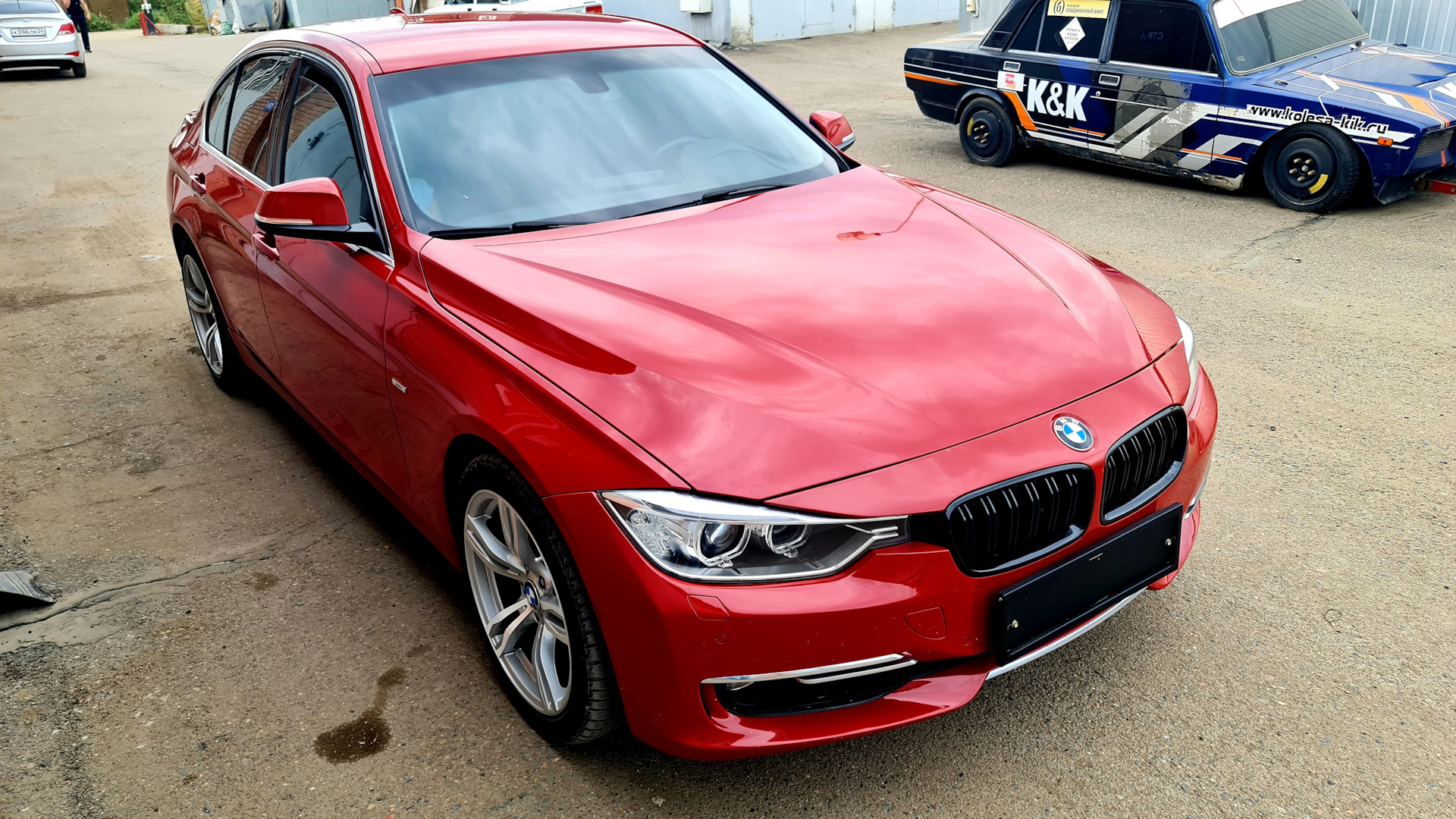 BMW f30 Red Matte