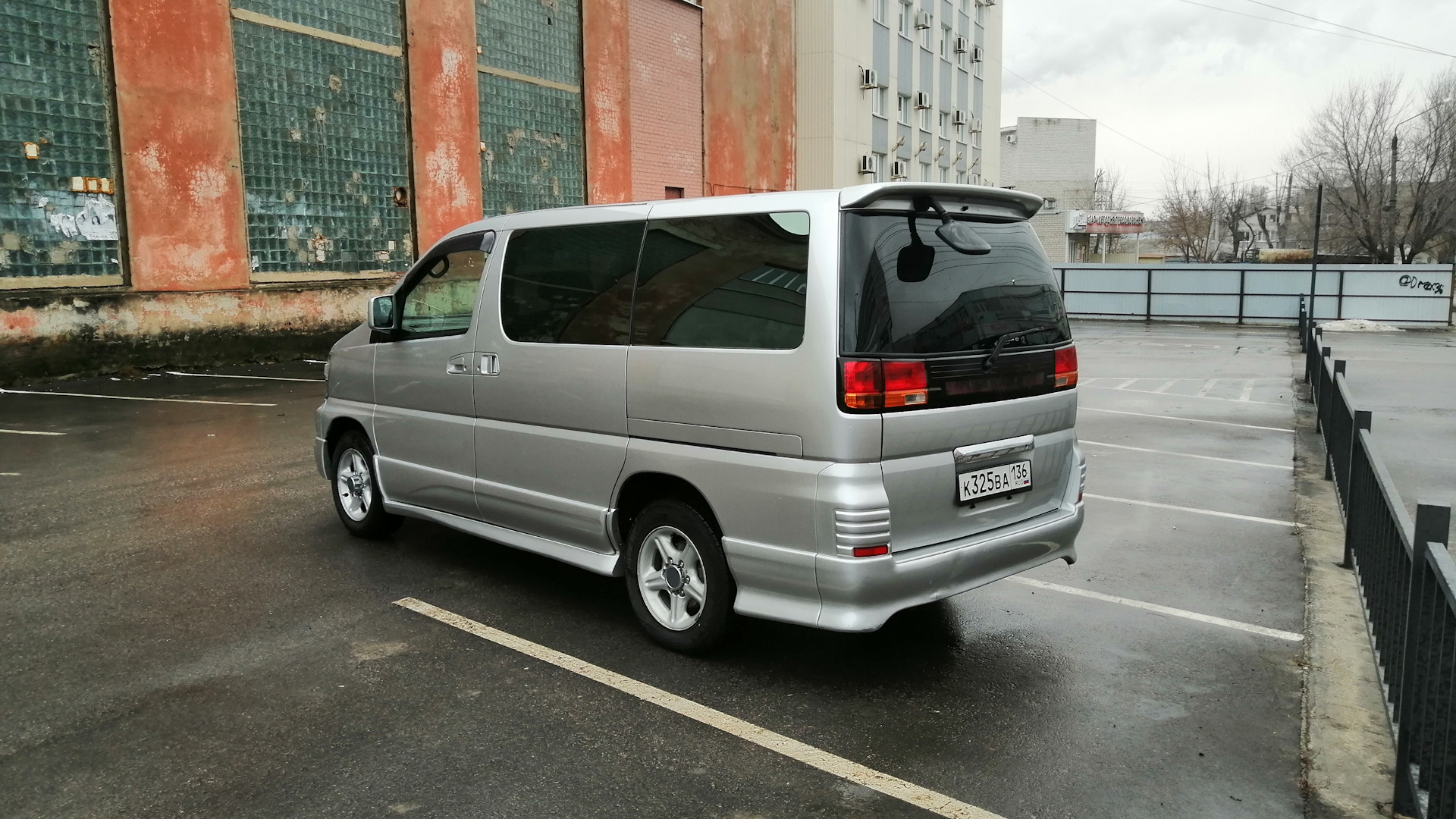 Nissan Elgrand (E50) 3.3 бензиновый 1999 | Из Ведра в Короля Дорог на DRIVE2