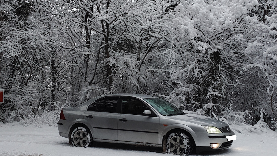 Замена бархотки — Ford Mondeo III, 1,8 л, 2003 года | просто так | DRIVE2