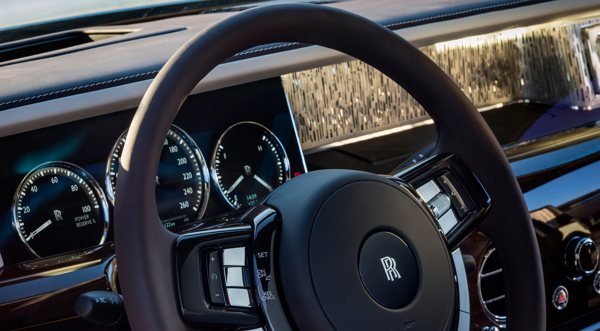 Rolls Royce Phantom privacy Suite