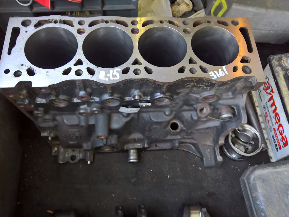 Поршень двс вольво хс40. Сколько будет стоить откапиталить двигатель. Блок 2103 первый ремонт размеры. Сколько будет стоить откапиталить двигатель. Поршень двигателя от пежо 605.