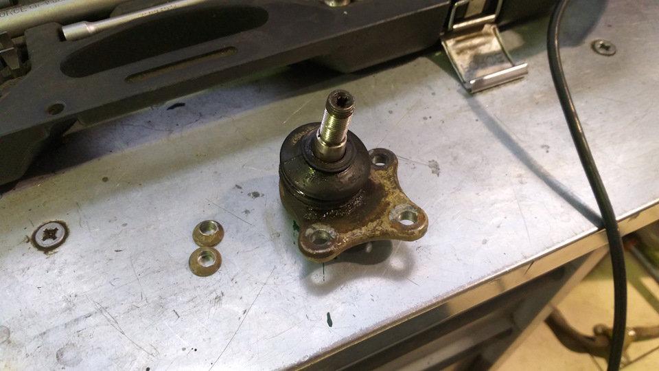 Родная шаровая опора — Lada Vesta SW (1G)