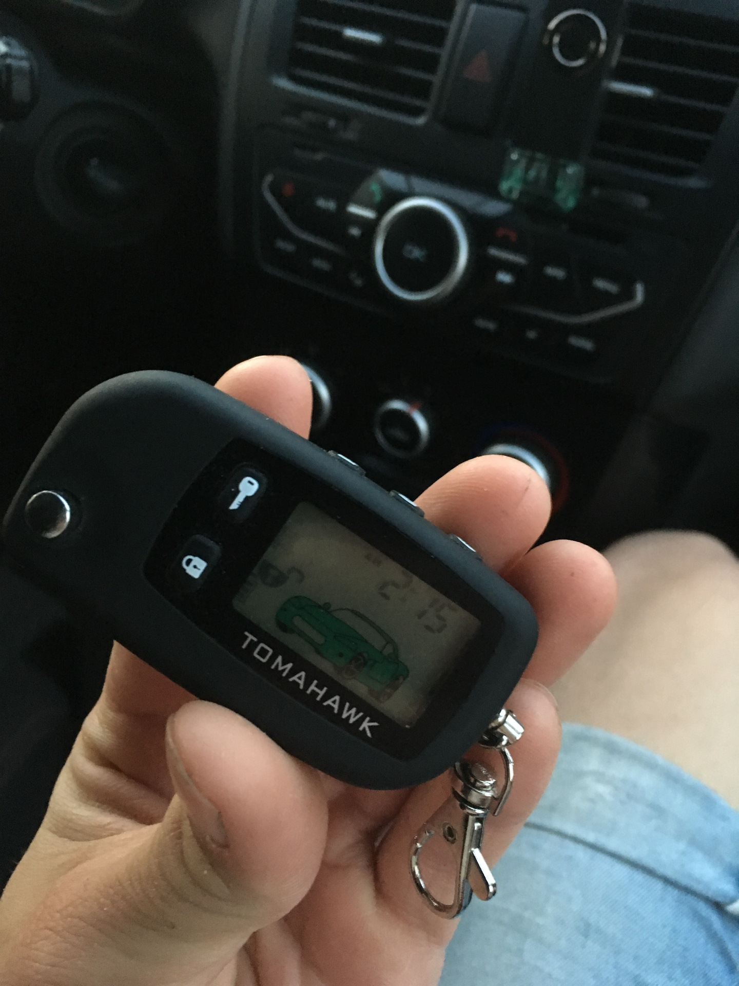 Как найти ключ от сигнализации. Ключ от сигнализации tx190-LCD_v02. Volkswagen Polo ключи и сигнализация