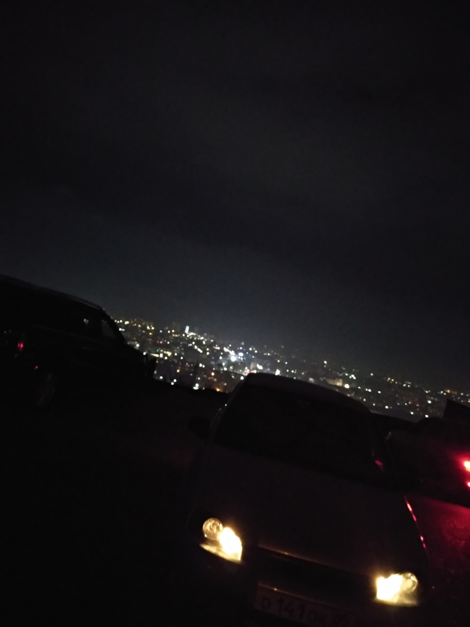 Ночной Тарки вид с машины