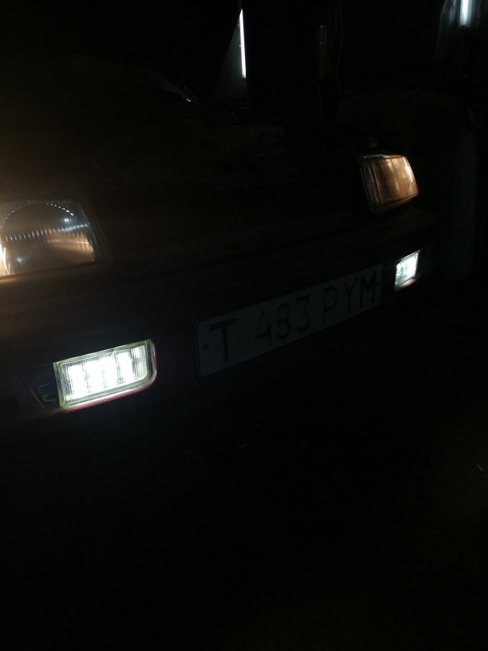 Туманки на пассат б4 — Volkswagen Vento, 1,8 л, 1992 года | тюнинг | DRIVE2