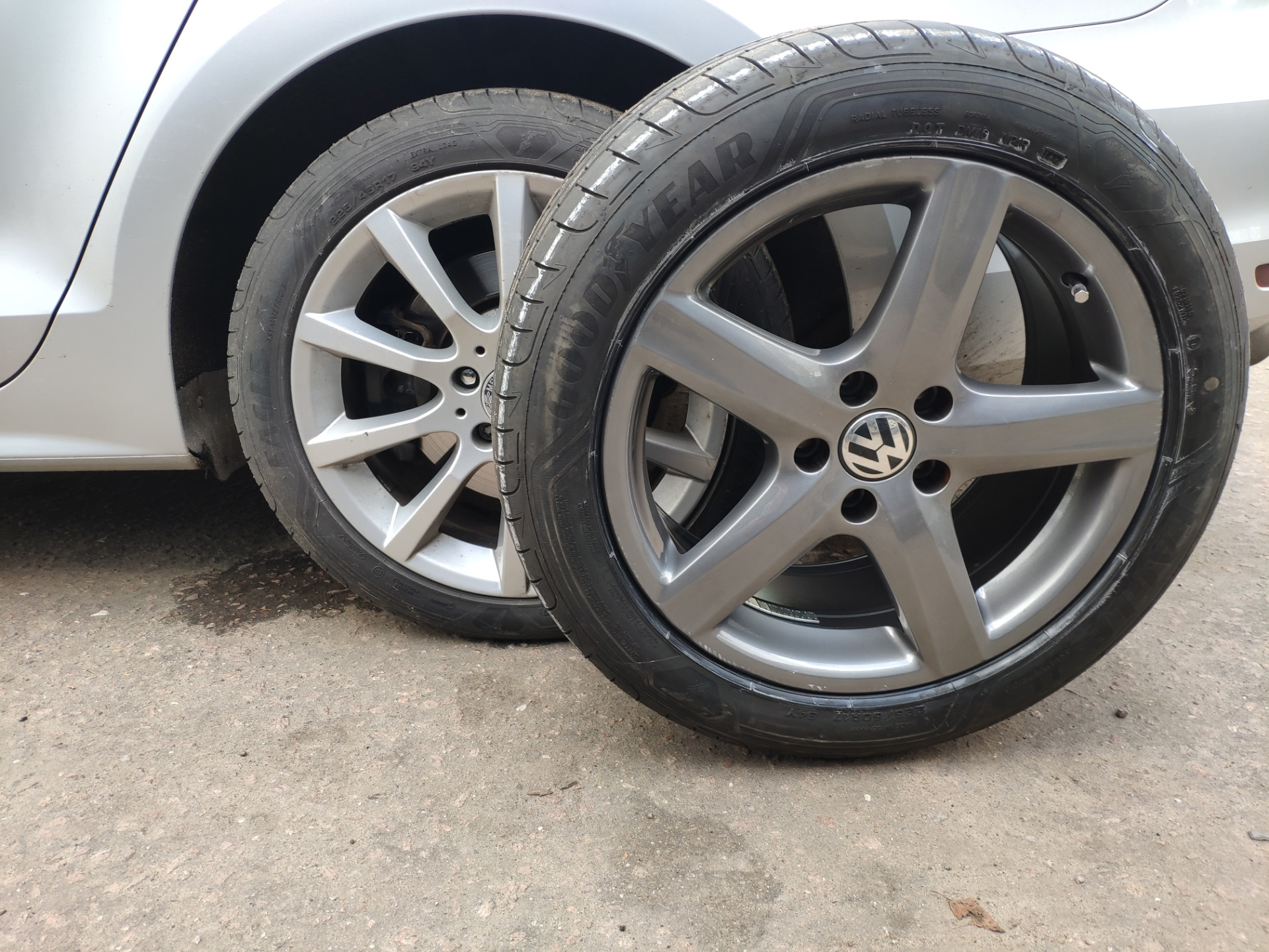 ТО, + кому интересно как будет выглядеть 225/50 r17. — Volkswagen Jetta VI,  1,4 л, 2014 года | плановое ТО | DRIVE2