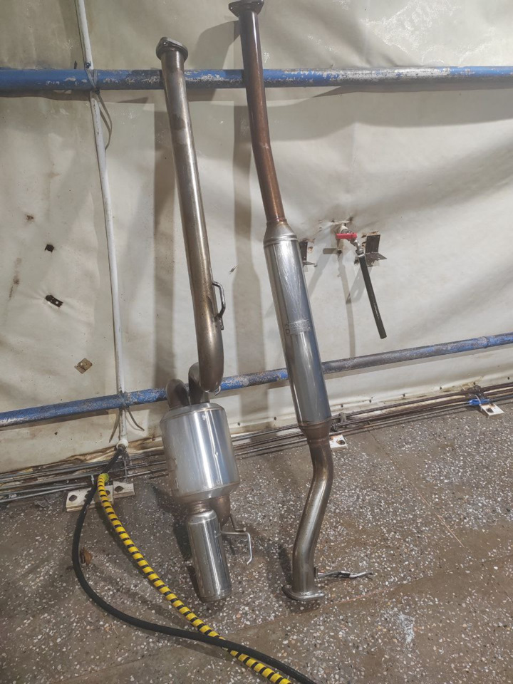 Выхлоп Mugen Twin Loop(ПРОДАН) на Honda Accord (6G), Honda Accord Euro ...