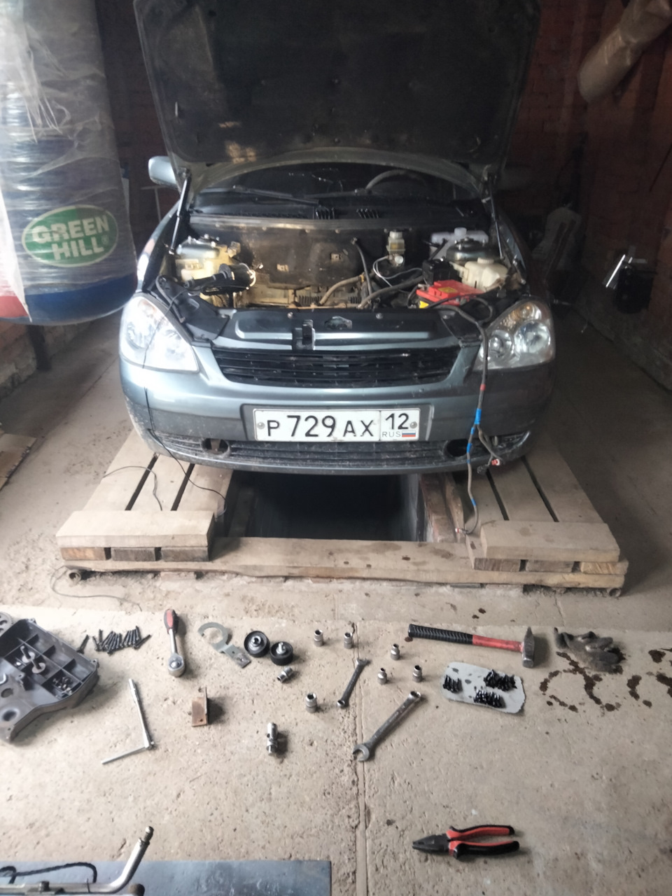 Замена прокладки ГБЦ и клапанных сальников — Lada Приора хэтчбек, 1,6 л ...