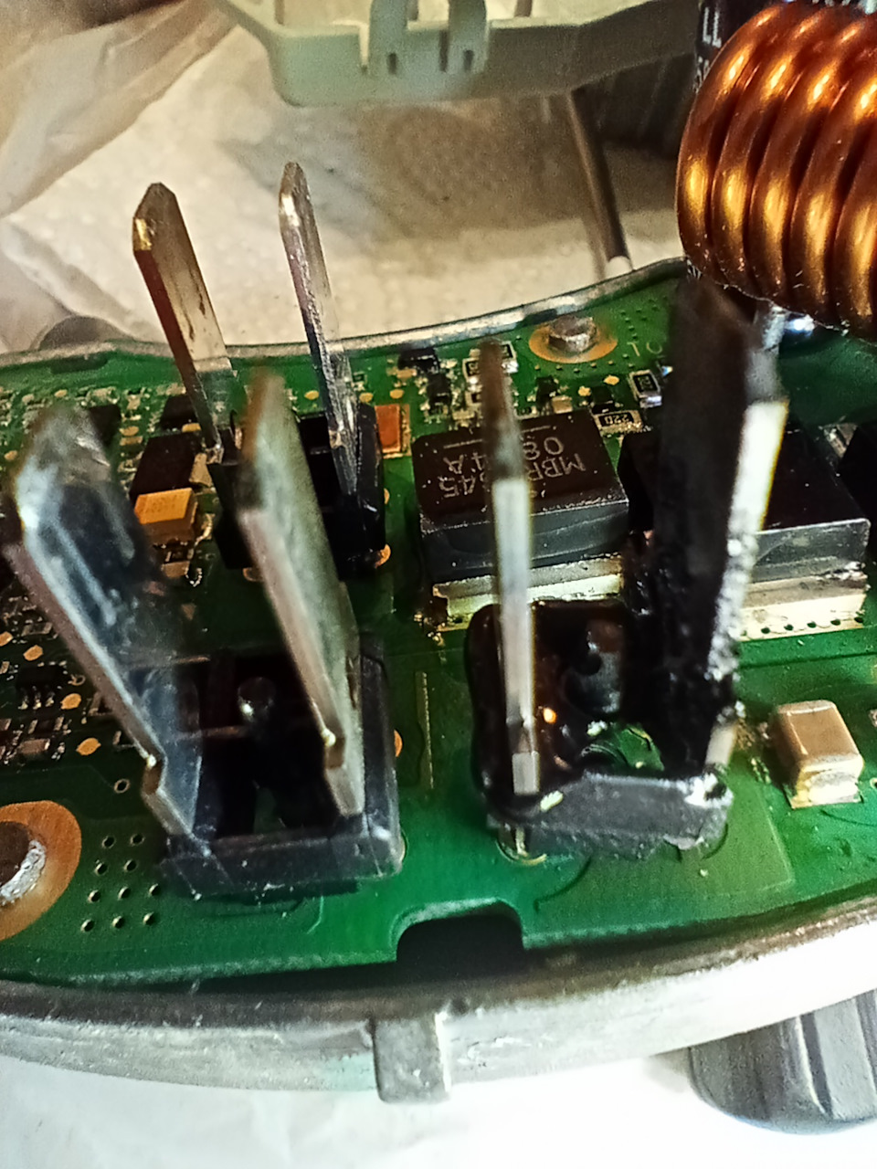 Разборка и ревизия моторчика печки BMW E90 — BMW 3 series (E90), 2,5 л ...